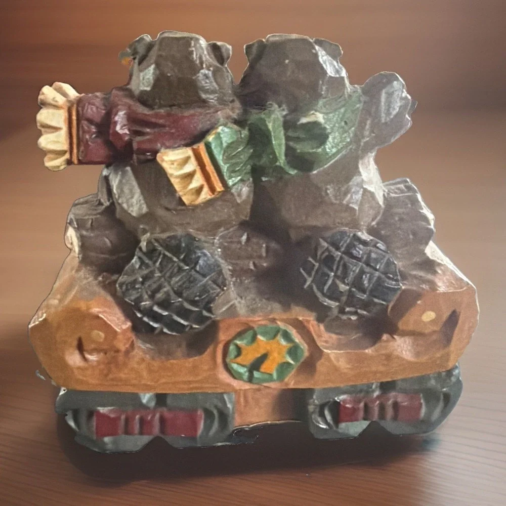 Vintage 1998 DAVID FRYKMAN TRAIN FIGURINES 3 Pc Set Limited Edition Grand Casino